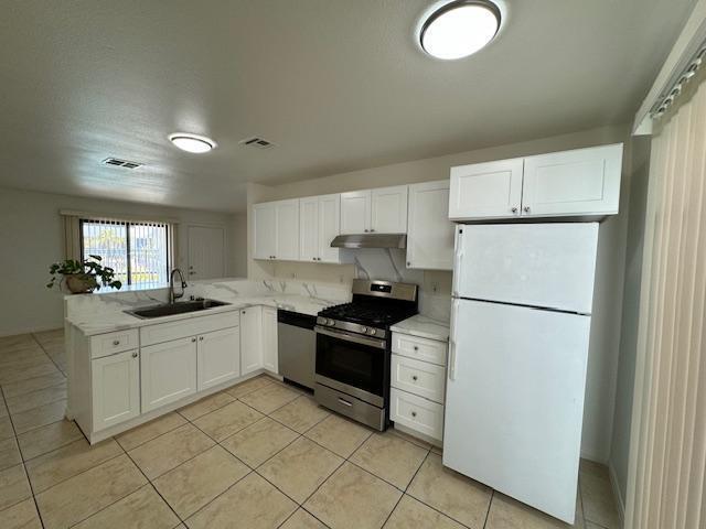 Building Photo - 45451 Deep Canyon Rd