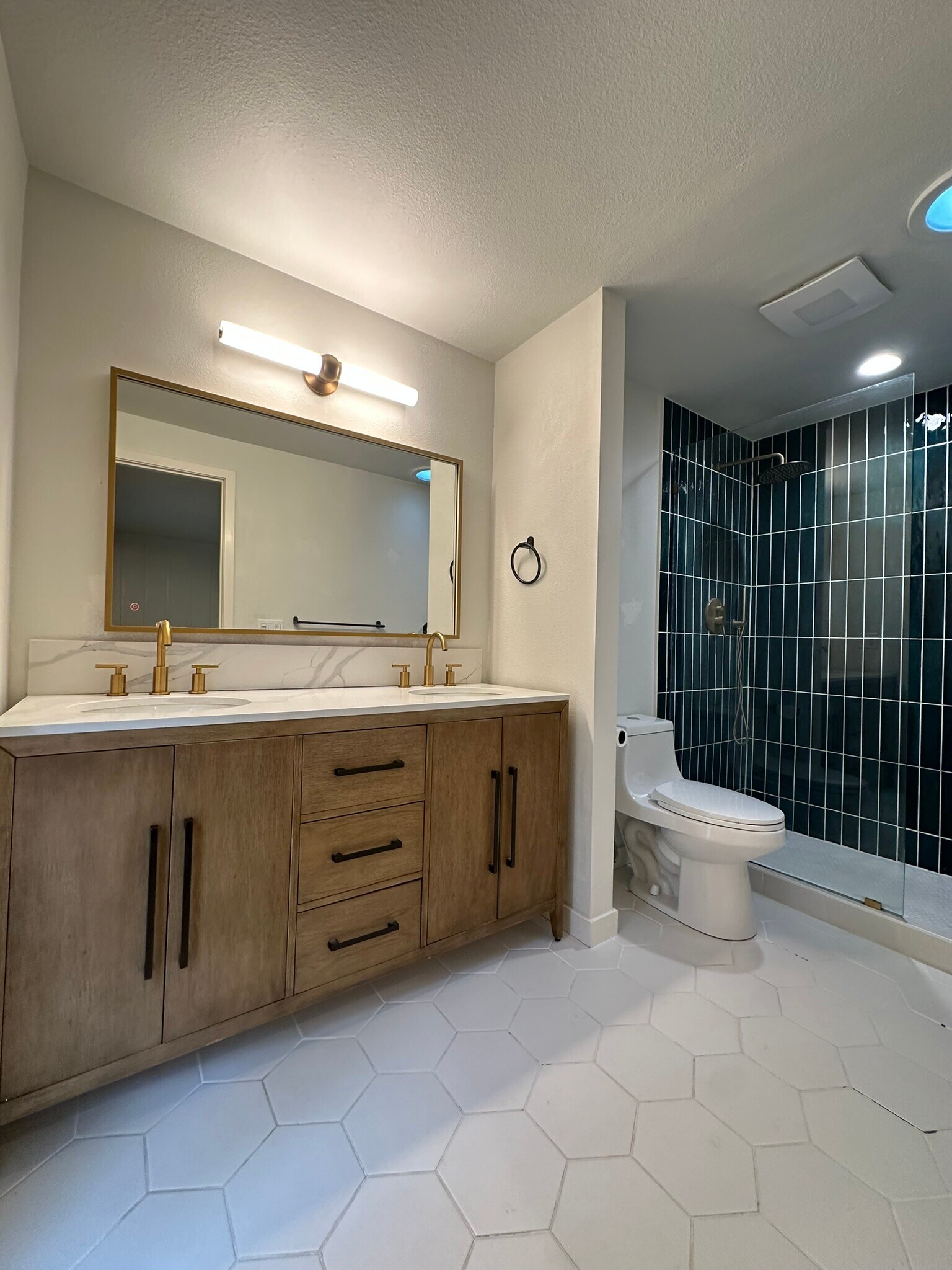 Building Photo - 15030 SW 150th Ct