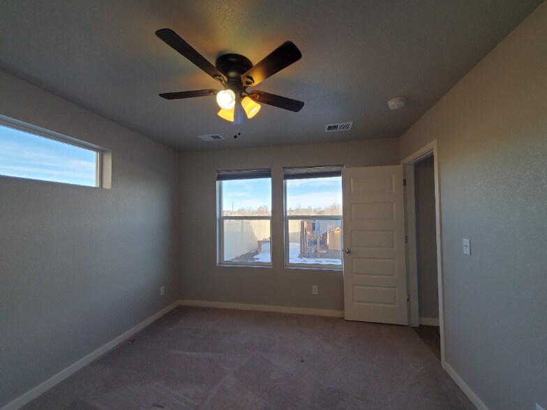 Building Photo - 372 Bozeman Trail