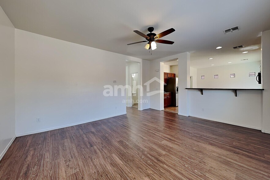 Building Photo - 17646 W Bridger St