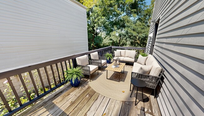 Building Photo - Quaint home with flexible layout, updated kitchen, and a private-feeling backyard in convenient W...