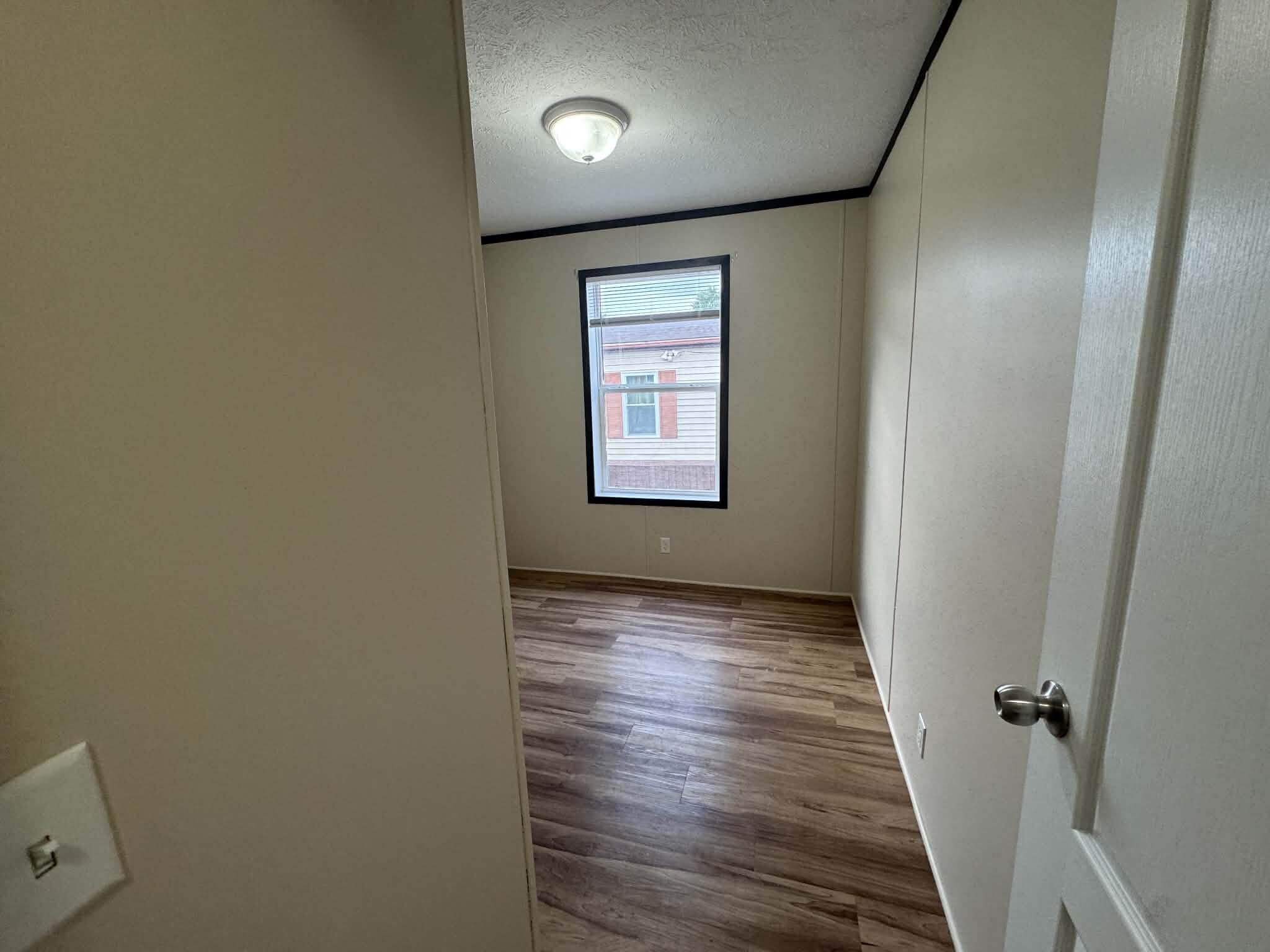 Building Photo - 48596 Leafdale Ct