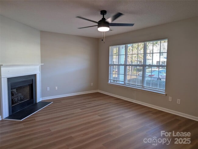 Building Photo - 2251 Cigar Ct