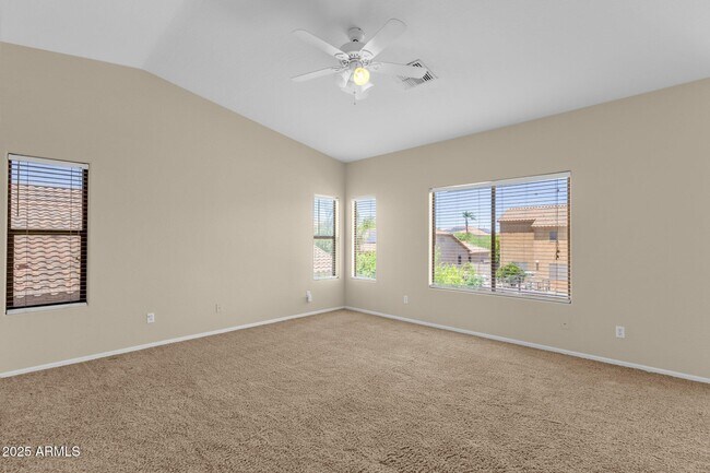 Building Photo - 12952 W Vista Paseo Dr