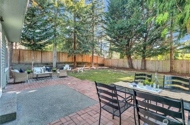 Building Photo - Spacious 3-Bedroom Home Near Redondo Beach Park!