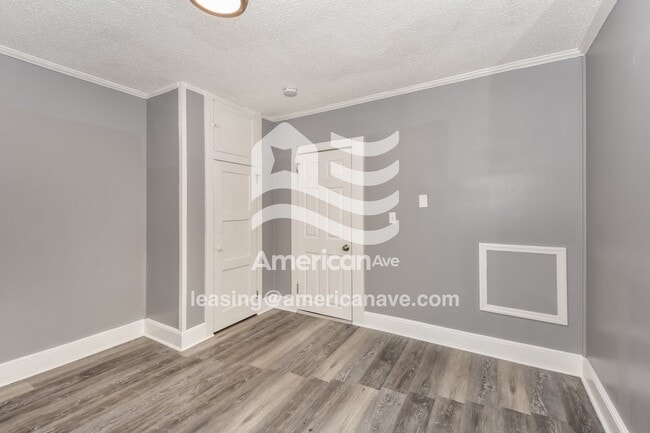 Building Photo - 4011 S Beltline Blvd