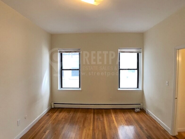 Building Photo - 60 Brighton Ave