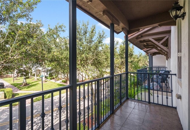 Building Photo - 2559 SW 119th Terrace