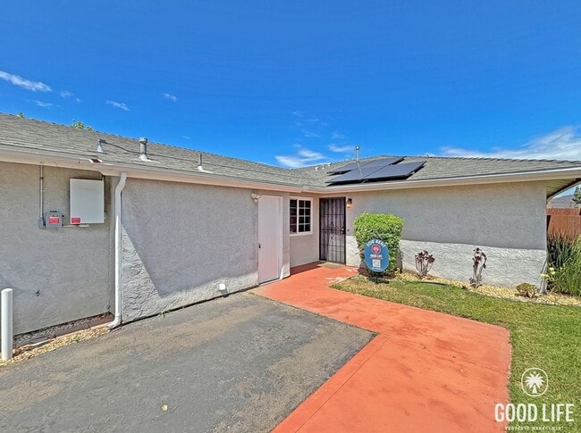 Building Photo - Beautiful 2BD/2BA Condo in El Cajon W/ A/C, W/D, Covered Back Patio, & Community Pool!