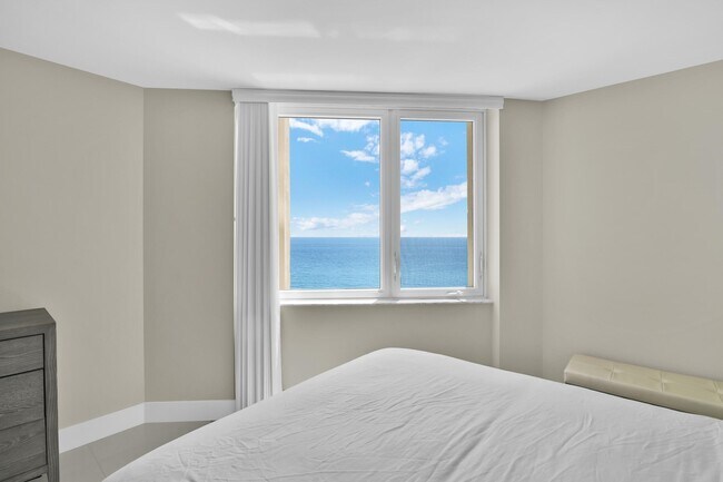 Building Photo - 500 S Ocean Blvd