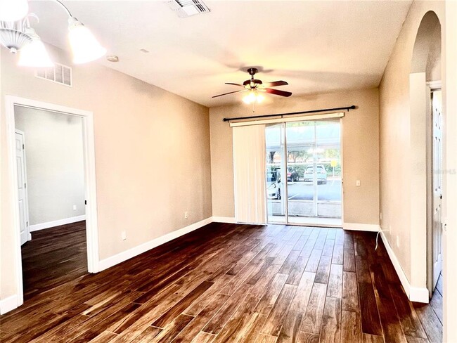 Building Photo - 6434 Cava Alta Dr