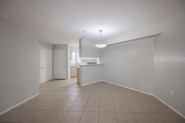 Building Photo - 1287 N Alma School Rd