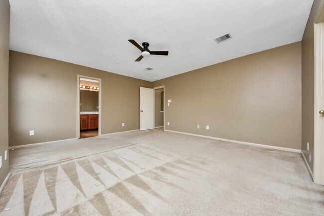 Building Photo - 4006 Wimberley Hollow Ln