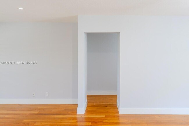 Building Photo - 5012 Grant St