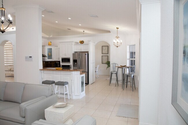 Building Photo - 14361 SW 31st St