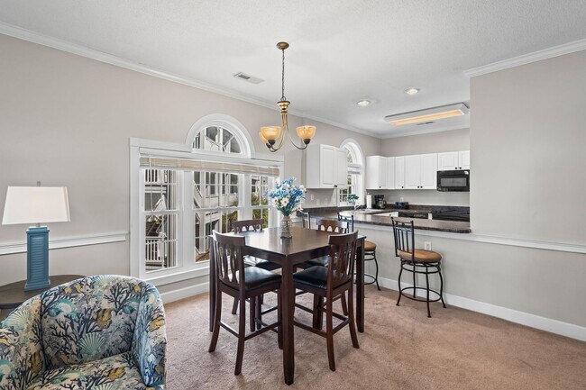 Building Photo - 686 Riverwalk Dr