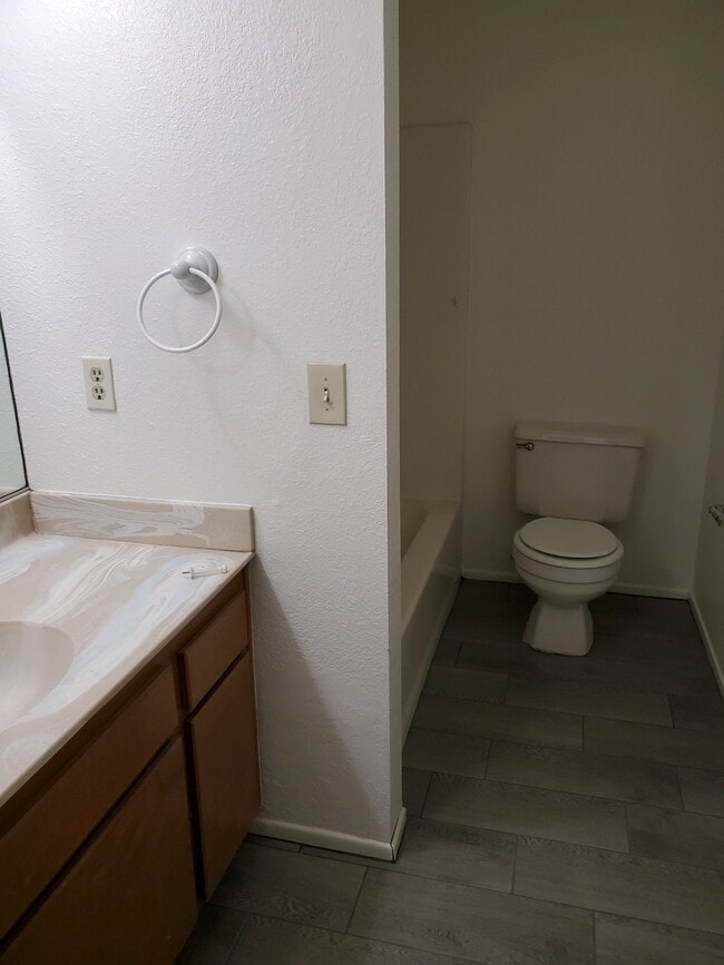 Guest Bathroom - 16247 Viho Rd