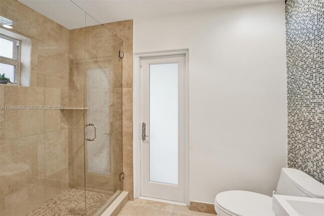 Building Photo - 1201 Washington St