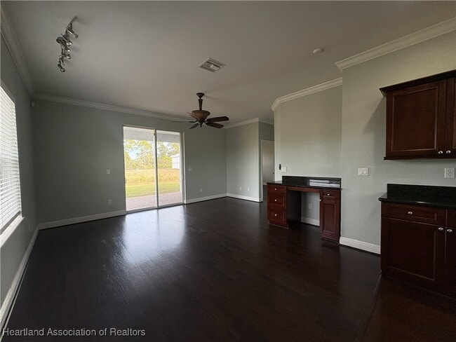 Building Photo - 5548 Castania Dr