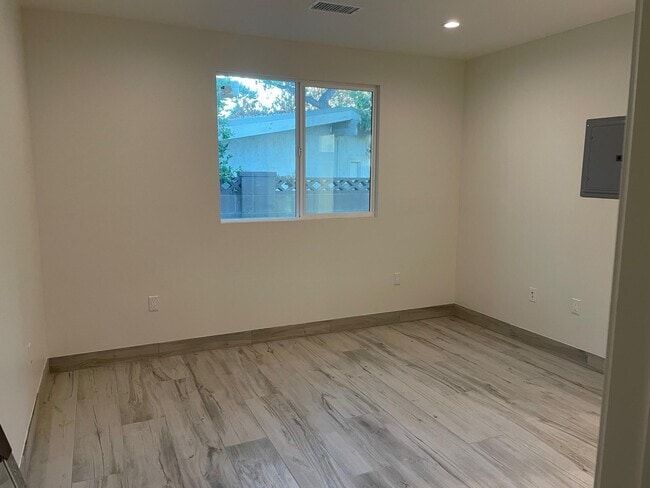 Building Photo - 23110 Mulholland Dr