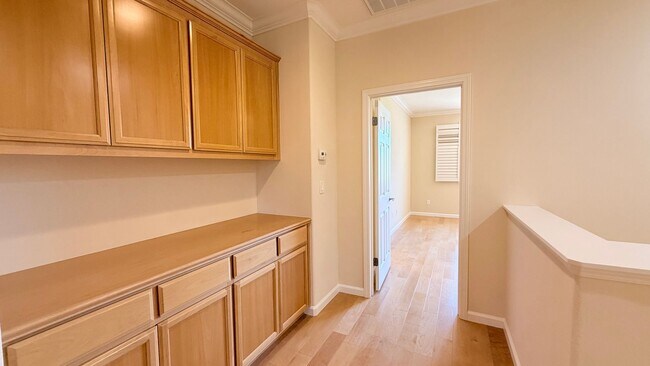 Building Photo - Beautiful 4BD/3BA, Two-Story Townhome in Alamo Creek, Danville- Available NOW!