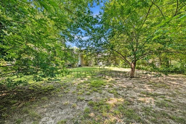 Building Photo - 1126 Silverdale Ct