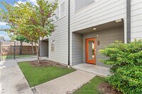 Building Photo - 4709 Bryan St