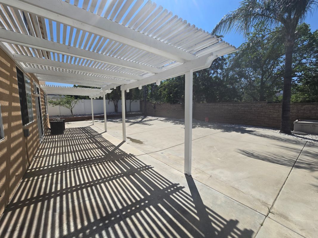 Building Photo - 2382 MacBeth Ave