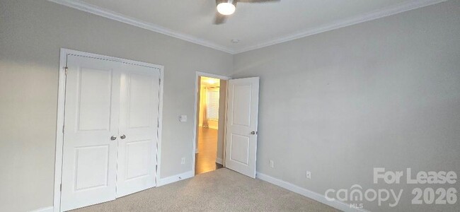 Building Photo - 990 Pennington Dr