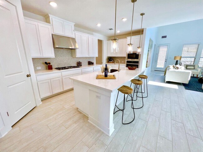 Building Photo - 4640 Modena Bay Bend