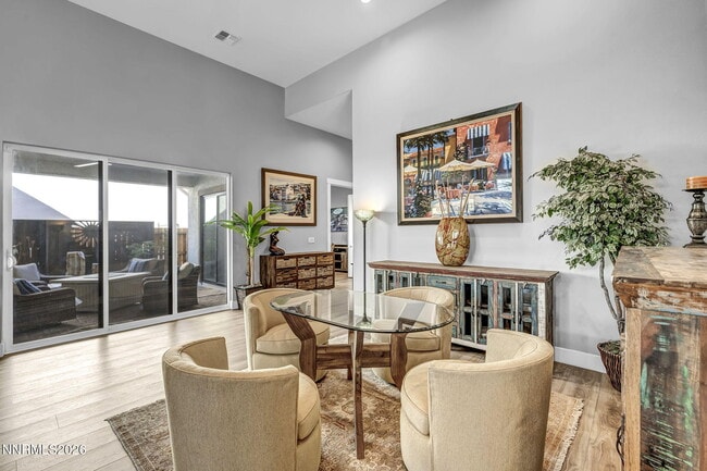 Building Photo - 2958 Saddle Peak Dr