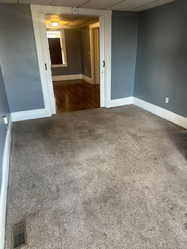 Building Photo - 208 McKinley St