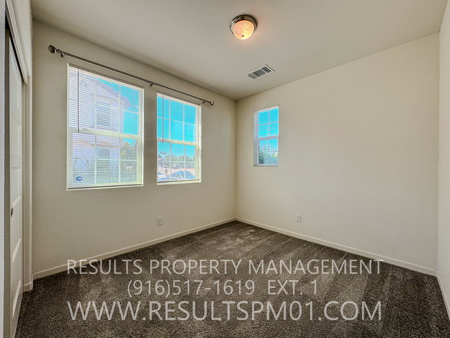 Building Photo - Beautiful Natomas 4 Bedroom Home w Loft