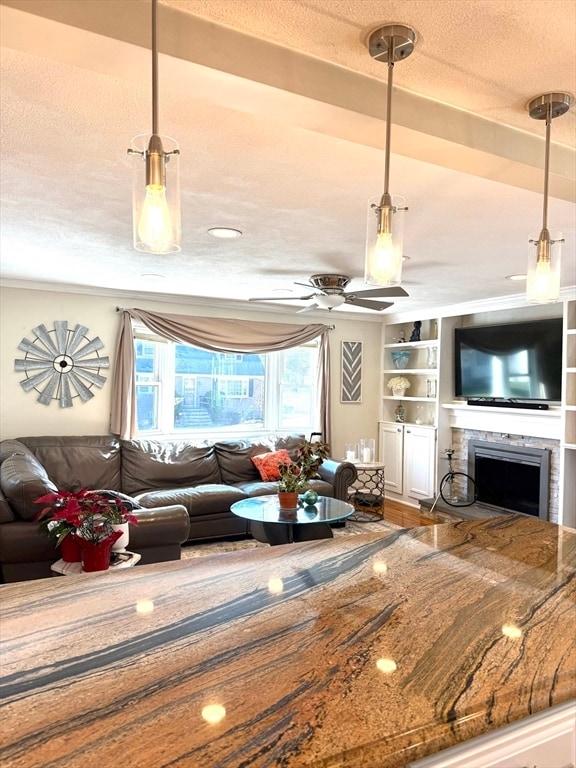 Building Photo - 5 Fred St