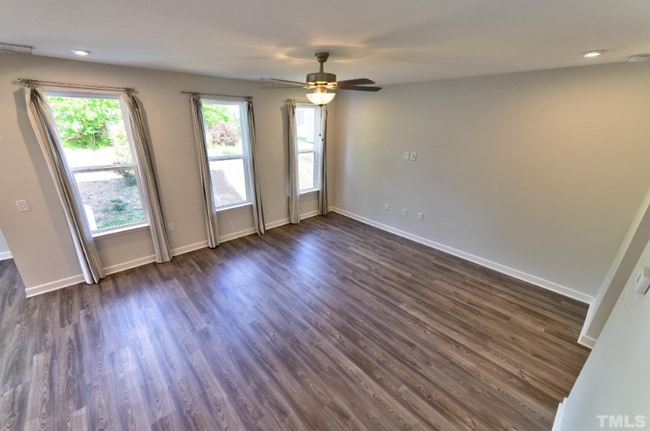 Building Photo - 129 Buddy Ct