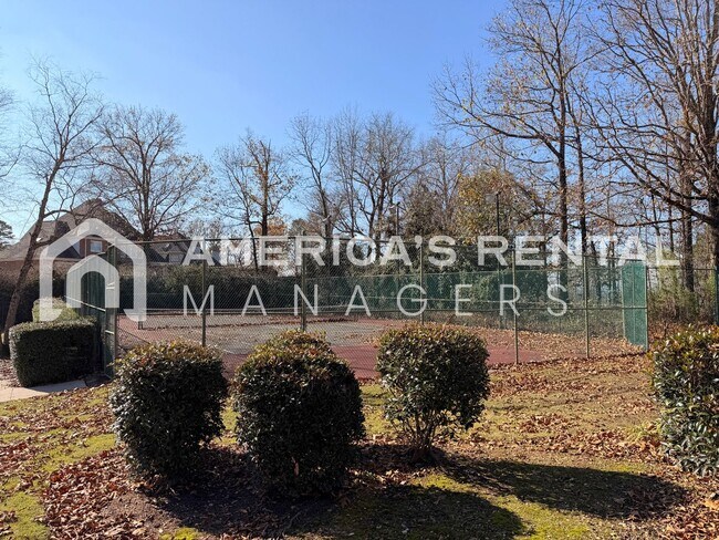 Building Photo - Inverness Area Living: Utilities Included plus Pool Access