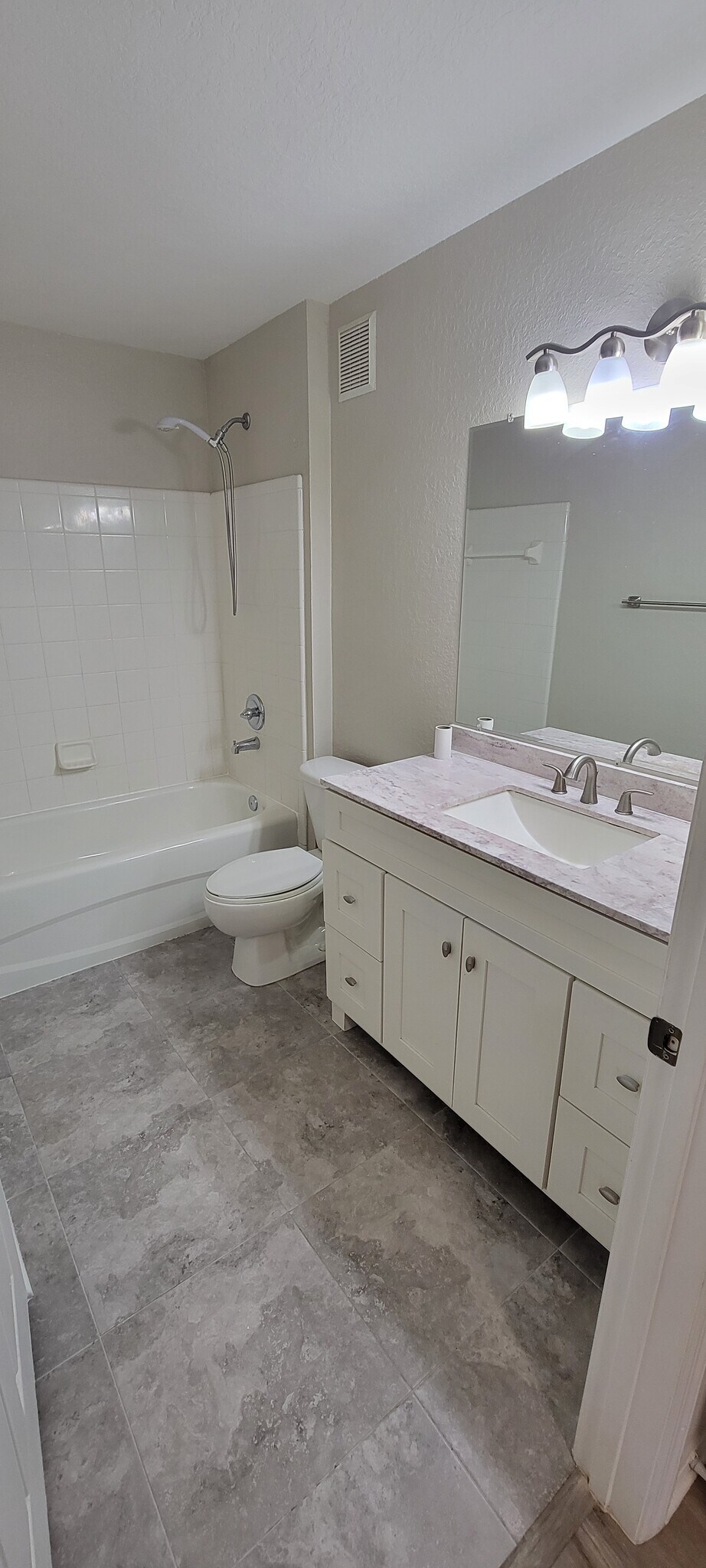 FOR RENT 2BR/2BA Condo in Lakewood Ranch, FL - 7411 Vista Way