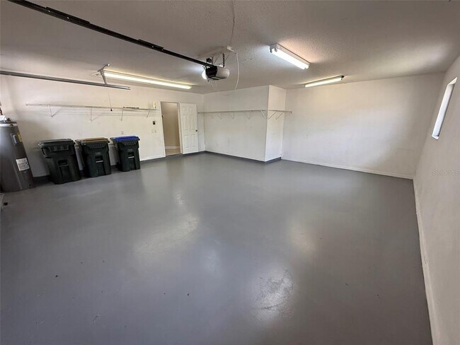 Building Photo - 1001 S Wapello St