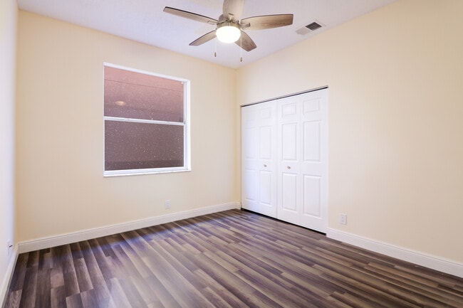 Building Photo - Newly Remodeled 3/2 in Cooper City