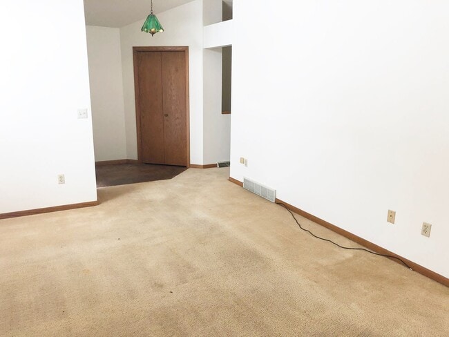 Building Photo - 3 Bedroom, 3 Bath Home With 2-Car Attached Garage In Rothschild