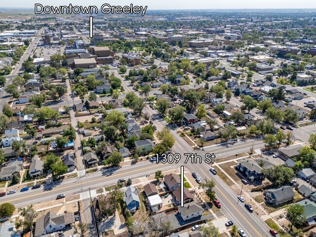 Building Photo - 1309 7th St