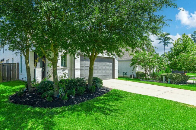 Building Photo - 706 Santa Elena Trail
