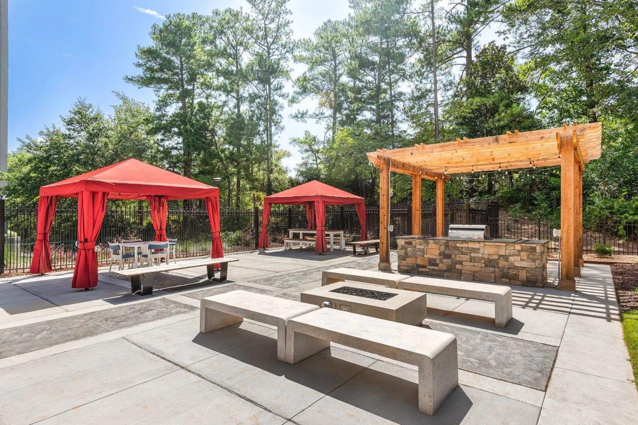 Building Photo - 795 Hammond Dr