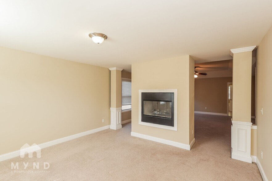 Building Photo - 5581 Dendy Trace