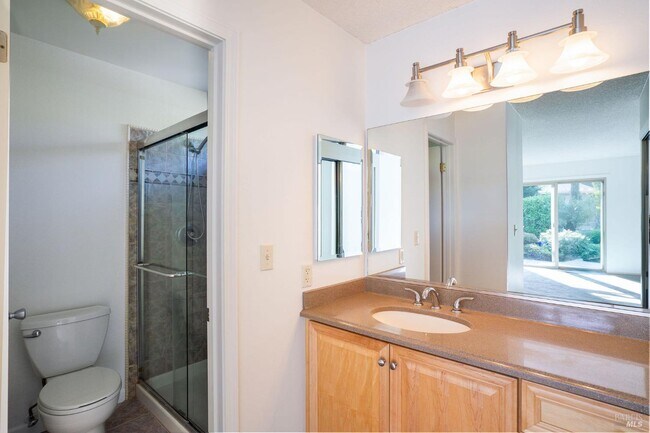 Building Photo - 4248 Leafwood Cir E