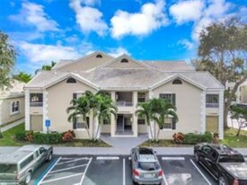 Building Photo - 2803 N Oakland Forest Dr