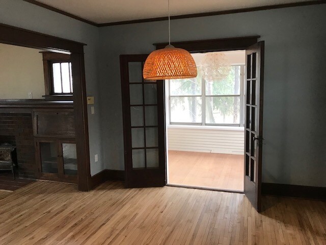 Building Photo - 423 Melrose Ct