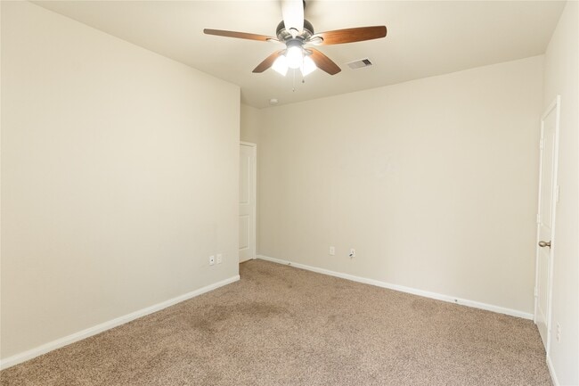 Building Photo - 2703 Osprey Ln