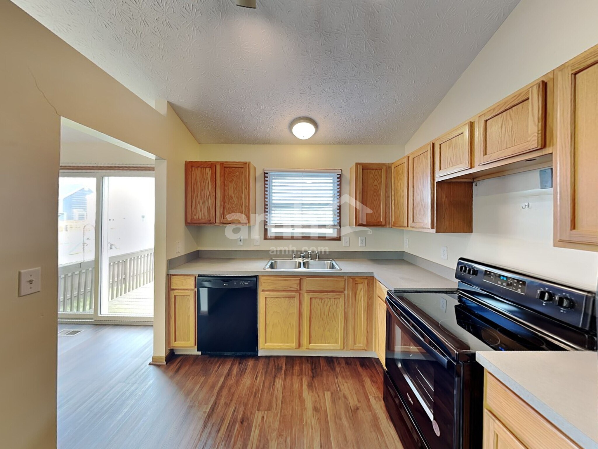 Building Photo - 7786 Waggoner Chase Blvd