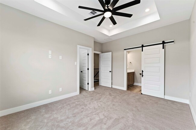 Building Photo - 9227 Ashville Dr